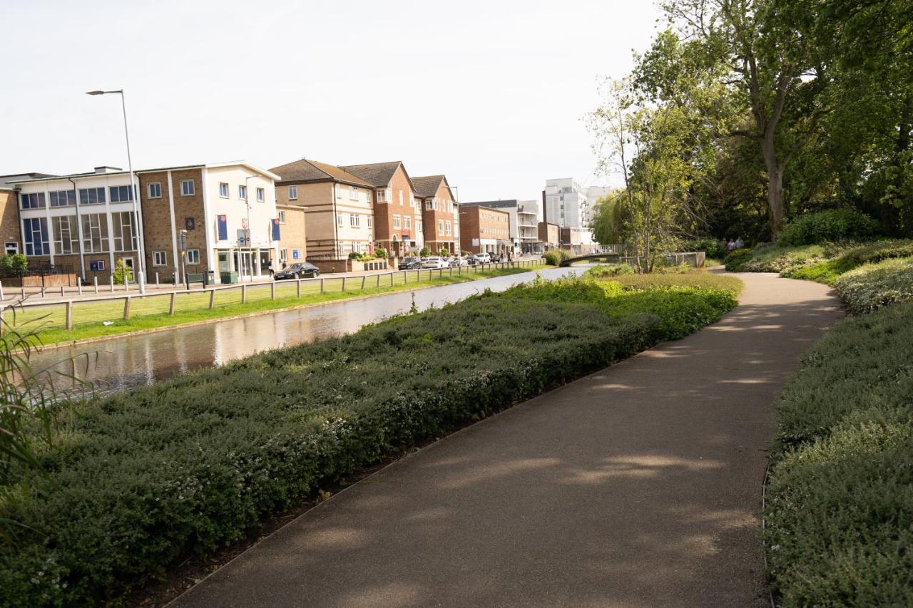 Hemel Apartments - Lavender Luxe Hemel Hempstead Exteriér fotografie